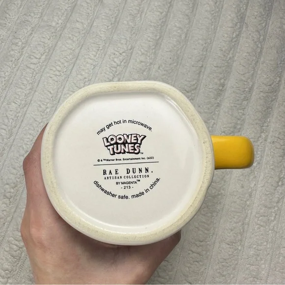 NEW - Rae Dunn Looney Tunes Mug - Picture 4 of 9